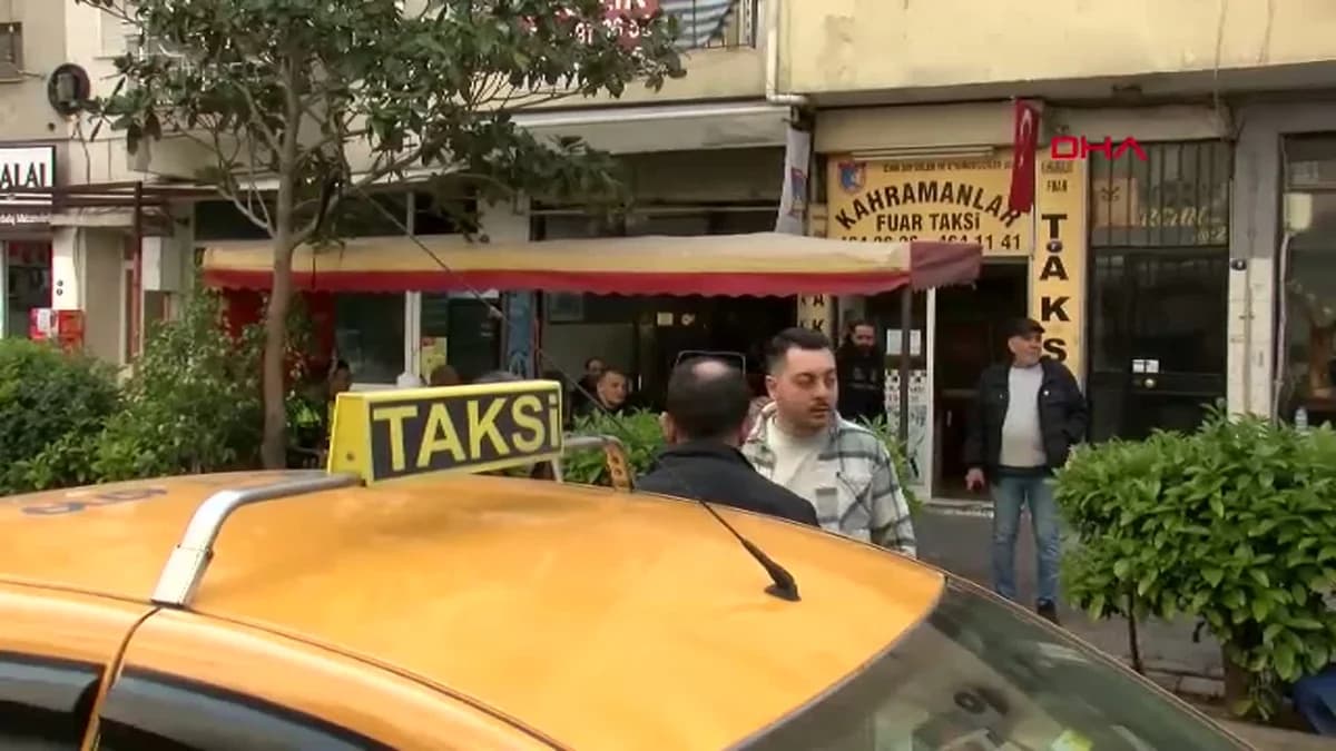 İzmir’de Taksicilerden Konvoylu Protesto: Öldürülen Meslektaşları İçin Bir Araya Geldiler