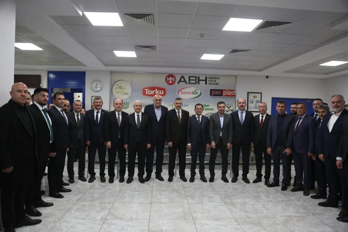 Bakan Çiftçi, Çumra Şeker Fabrikası’nı Ziyaret Etti