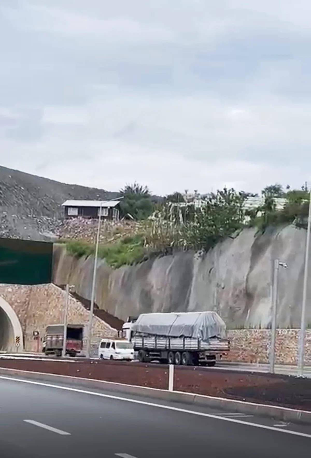 Alanya’da Ters Yönde Seyreden Minibüs Sürücüsüne Ağır Ceza