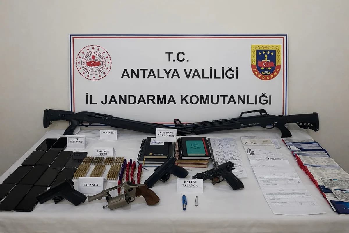 Antalya’da Tefecilik Operasyonu: 22 Gözaltı, 150 Milyon Liralık Haksız Kazanç