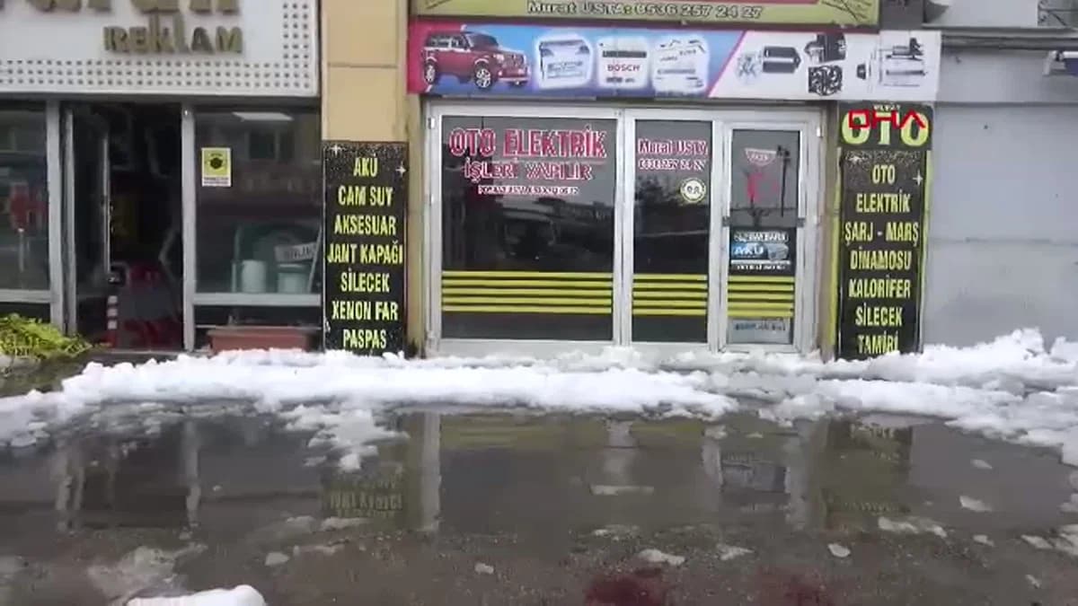 Erzurum’da Buz Kütlesi Düşmesi: Bir Kişi Ağır Yaralandı