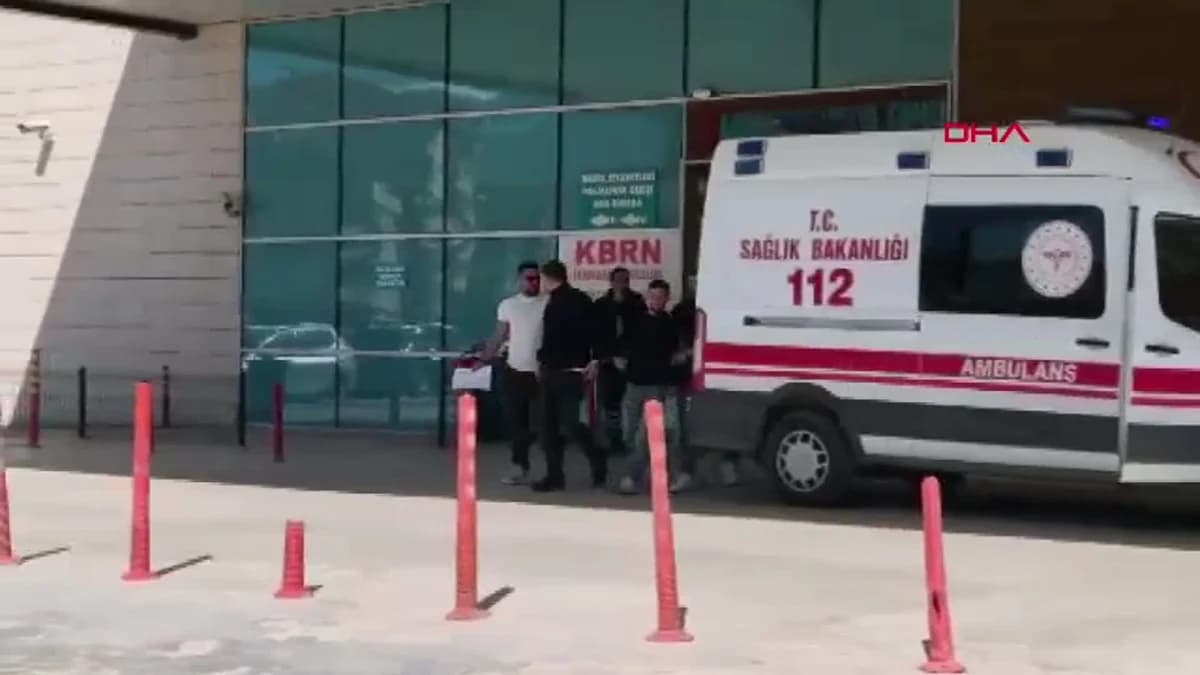 Bursa’da Uyuşturucu Operasyonu: Polisten Kaçan Araçta 100 Gram Metanfetamin Ele Geçirildi