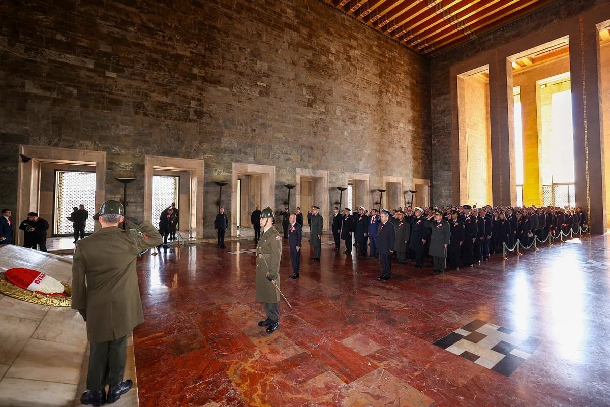 OYAK’tan 65. Yıl Anıtkabir Ziyareti: Atatürk’e Saygı ve Gelecek Vizyonu