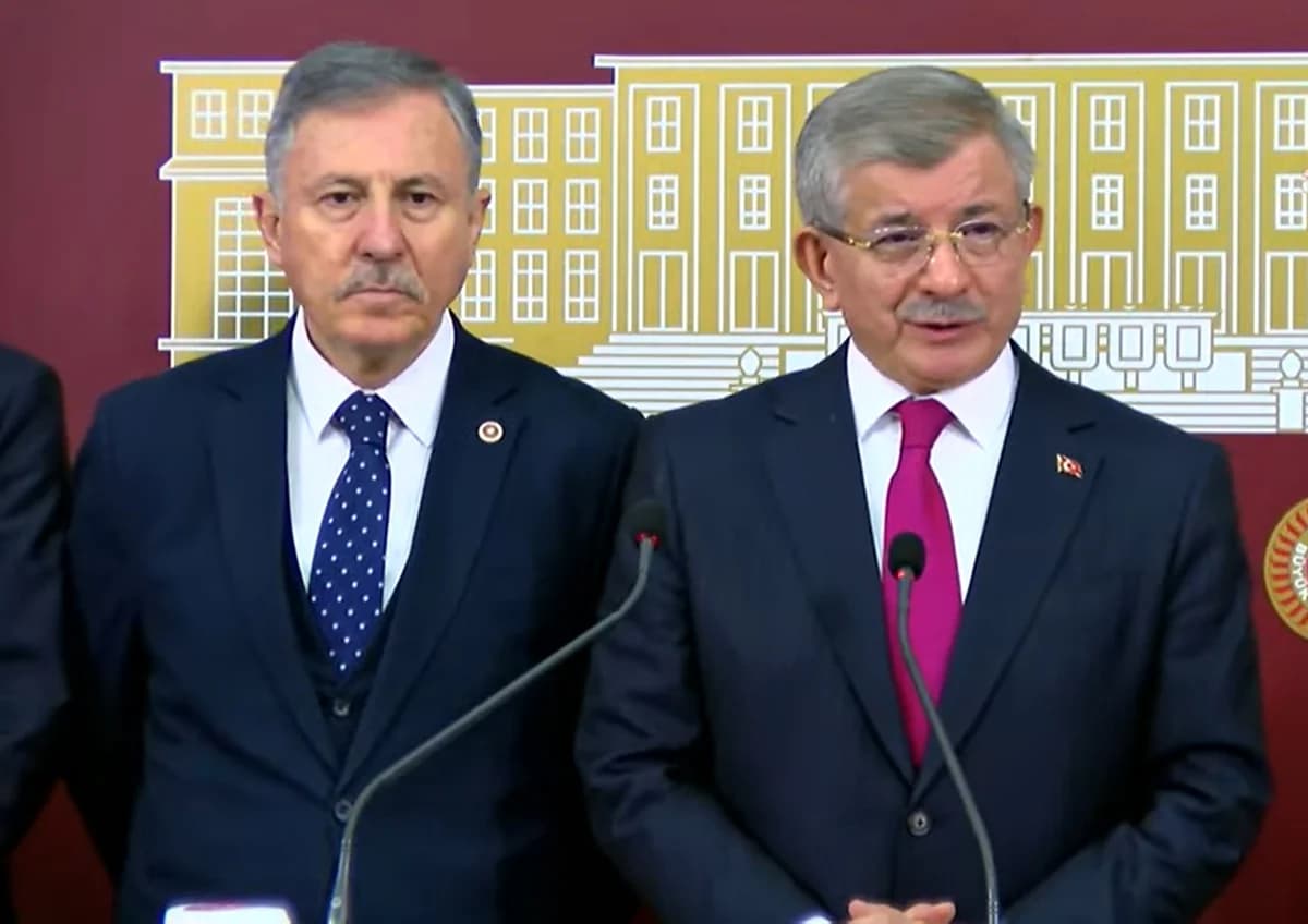 Davutoğlu: ‘Hızla Terörsüz Türkiye Süreci Tamamlanmalı’