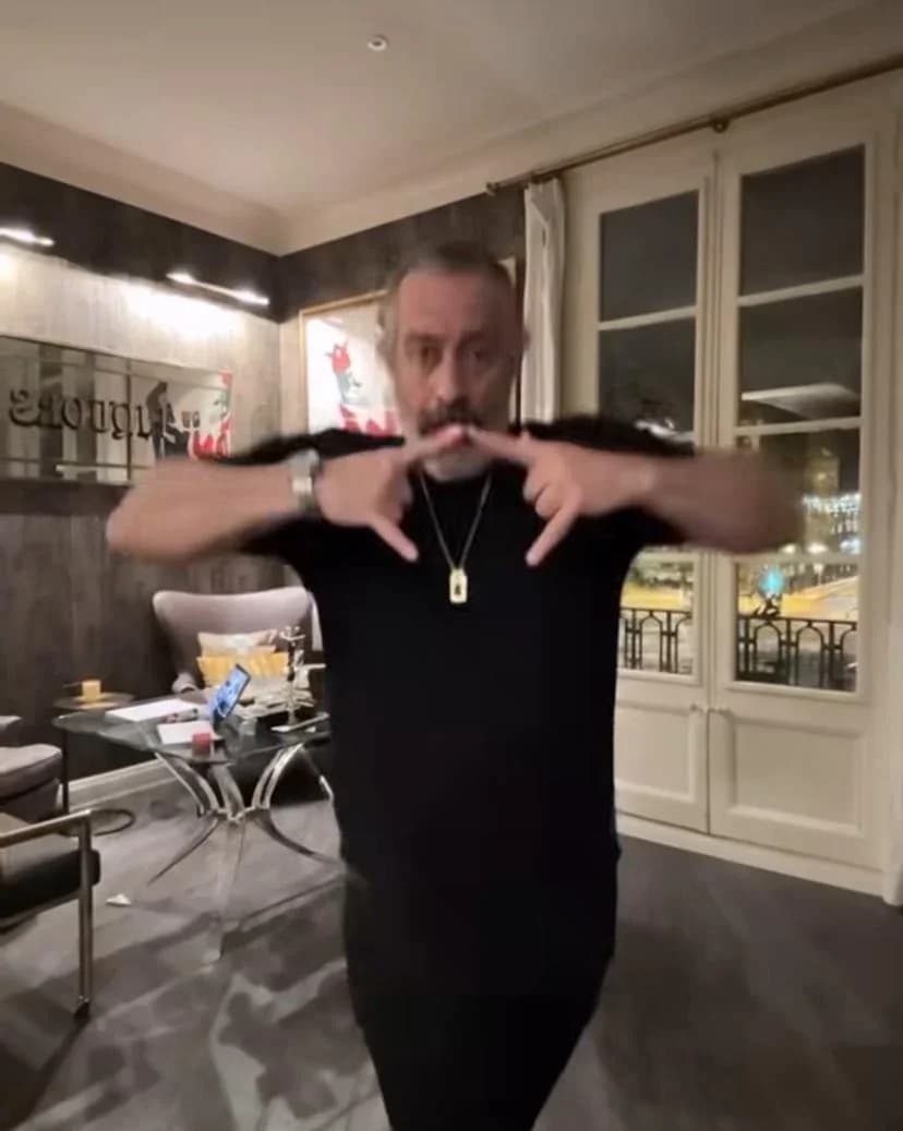 Cem Yılmaz yapay zeka ile oluşturduğu videoyla gündem oldu
