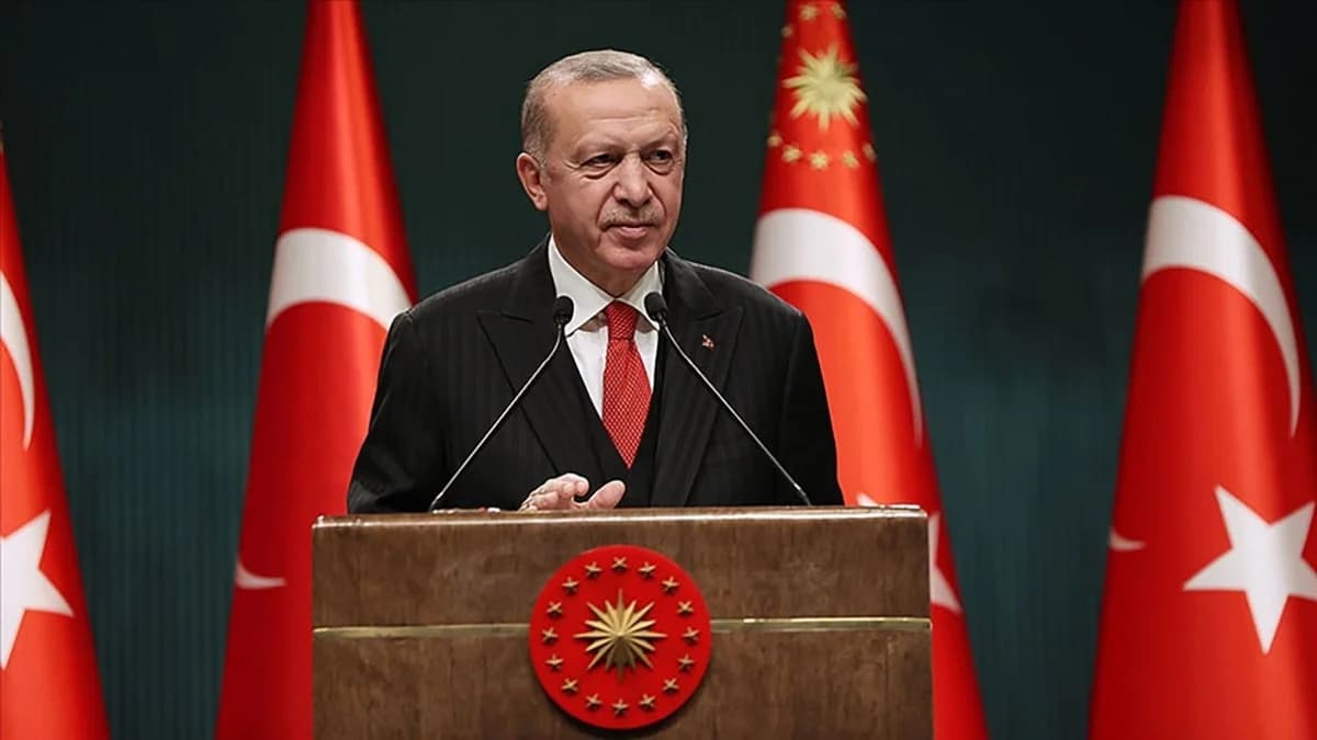 Erdoğan’ın CHP’ye Sert Tepkisi: ‘Koltuk Kavgasına Eyvallah Demeyiz’