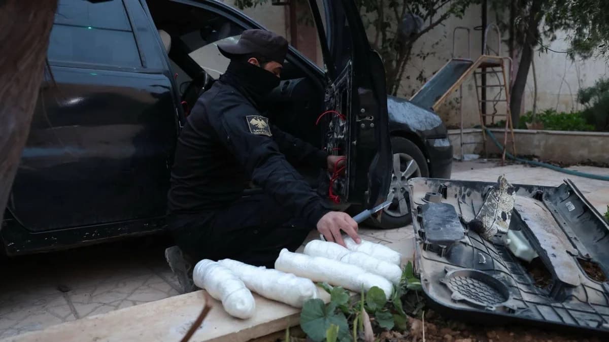 MİT’in başarılı operasyonu: Şam’da DEAŞ hücresi çökertildi, 3 terörist yakalandı