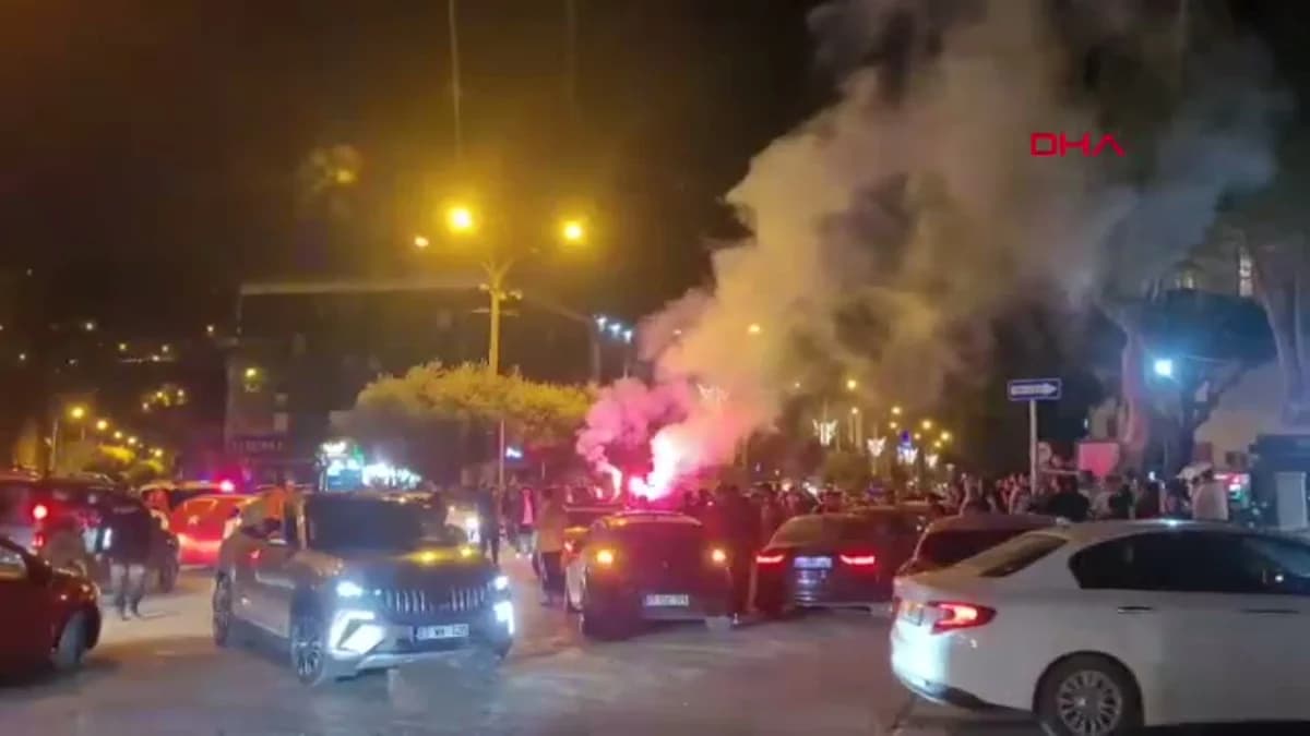 Antalya’da Dünya Kupası Sevinci Sokakları Şenlendirdi