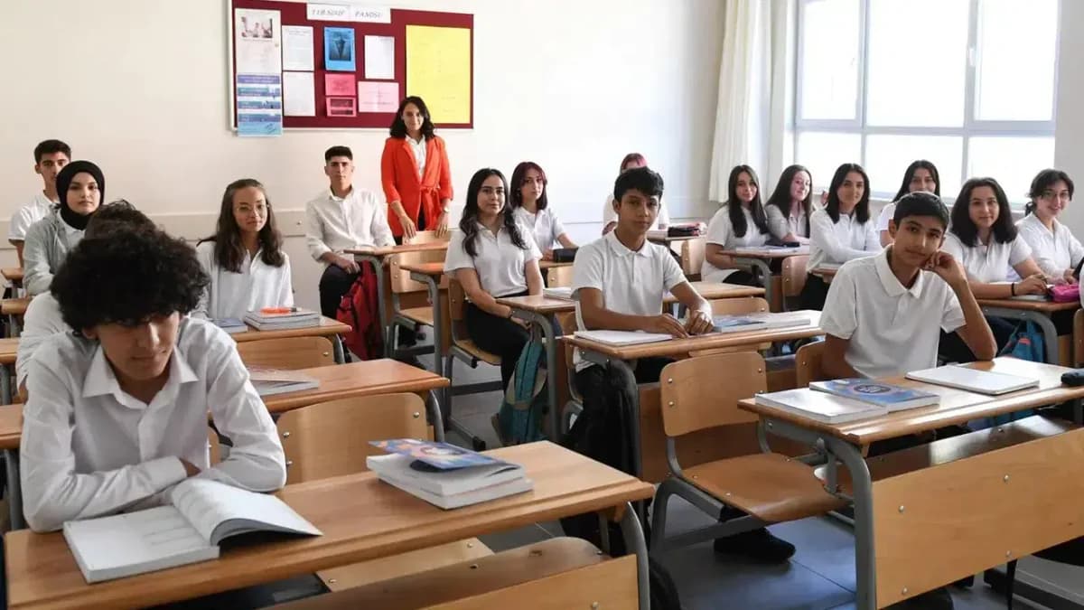 Düzce Valiliği’nden Turgut Özal Lisesi’ndeki Tartışmalı Kurallara Soruşturma