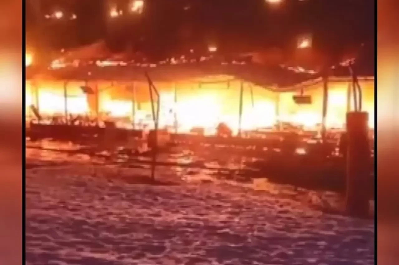 Milli Kayakçı Berkin Usta ve Babası Yahya Usta Yangında Can Verdi