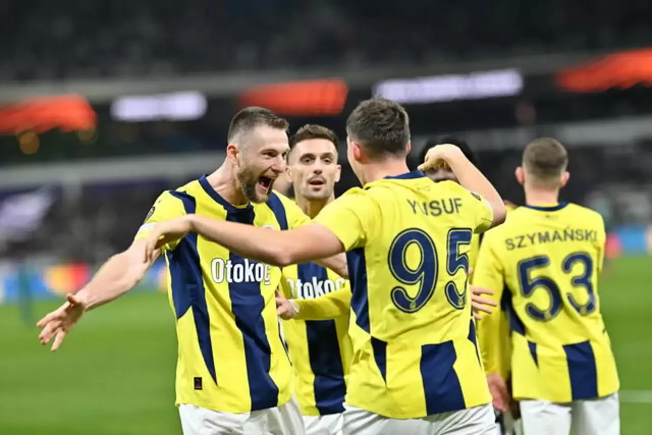 Fenerbahçe, Rangers Karşısında Avantaj Peşinde! İşte Mourinho’nun 11’i
