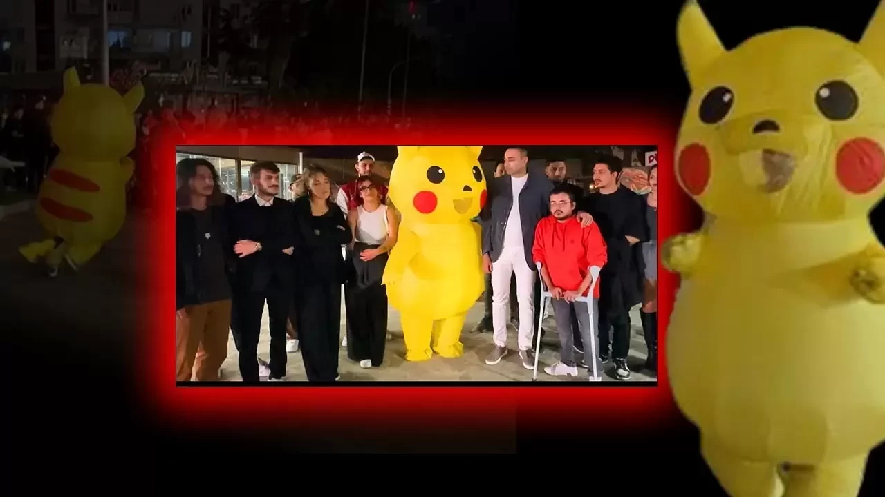 Protestoların Rengi Oldu: Pikachu’nun Mesajı Sosyal Medyada Yayıldı