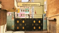Okul Çıkışında Dehşet: Öğretmen Saldırıya Uğradı!