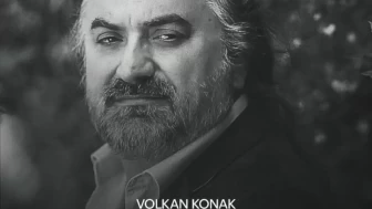 Volkan Konak Sahnedeyken Kalp Krizi Geçirdi: 40 Dakika Müdahele Edildi