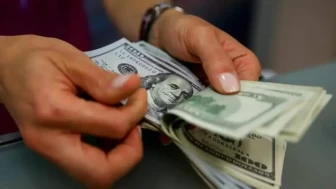 Dolarda Geri Çekilme Başladı: Haftaya Sakin Seyirle Girdi