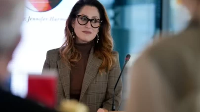 Demet Gül “Bahar” Dizisine Sürpriz Konuk Oldu! Kimdir Jennifer Harmancı?