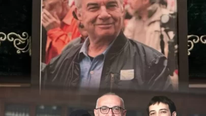 Altın Palmiye’li Yönetmen Şerif Gören, Kızıl Goncalar’da Ölümsüzleşiyor
