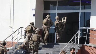 Kayseri’de Şok Olay: Baba, Oğlunu Vurduktan Sonra Kendini Eve Kilitledi