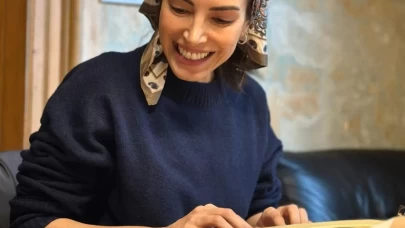 Deniz Baysal, Yeni Projesi İçin Daktilo Eğitimi Alıyor