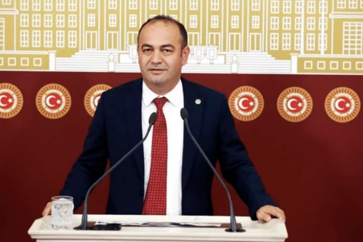 Özgür Karabat Kimdir? Hangi Partilidir