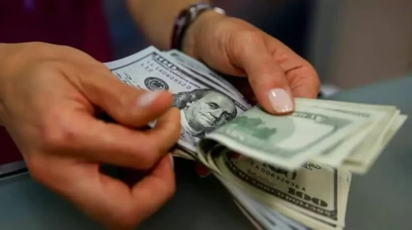 Dolarda Geri Çekilme Başladı: Haftaya Sakin Seyirle Girdi